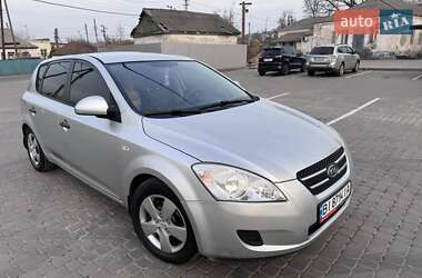 Хетчбек Kia Ceed 2008 в Козельщині