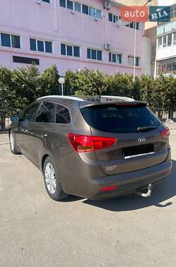 Универсал Kia Ceed 2012 в 