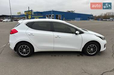 Хэтчбек Kia Ceed 2017 в 