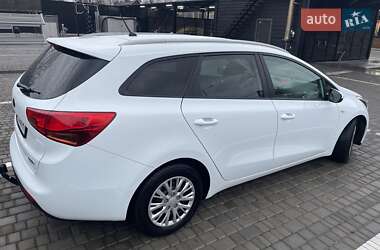 Универсал Kia Ceed 2014 в Звягеле