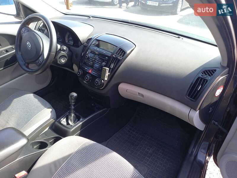 Универсал Kia Ceed 2008 в Черкассах
