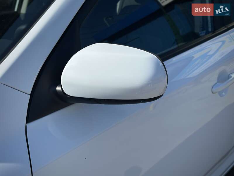 Универсал Kia Ceed 2011 в Сумах