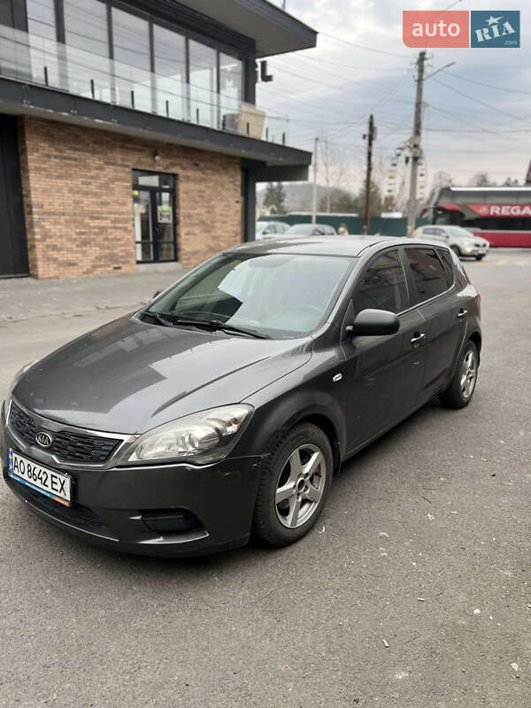 Kia Ceed 2010