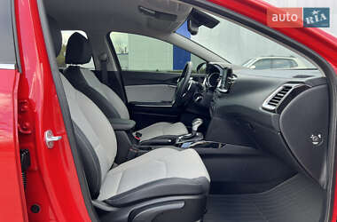 Хэтчбек Kia Ceed 2019 в 