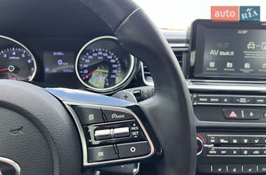 Хэтчбек Kia Ceed 2019 в 