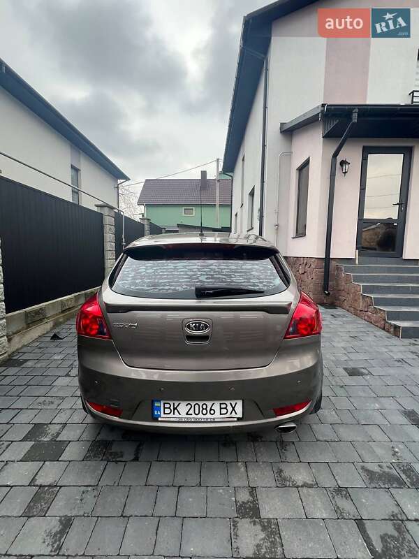 Хетчбек Kia Ceed 2008 в Рівному фото 16 Хетчбек Kia Ceed 2008 в Рівному