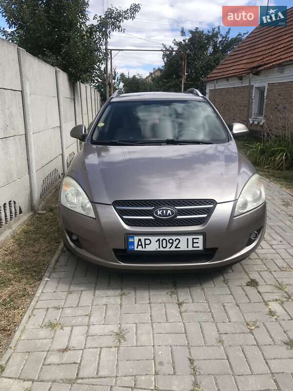 Универсал Kia Ceed 2007 в Запорожье