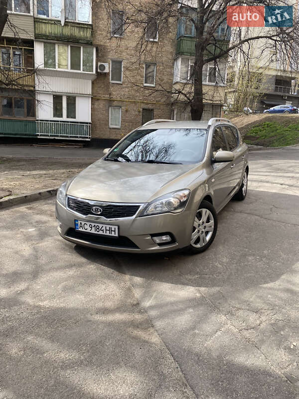 Універсал Kia Ceed 2011 в 