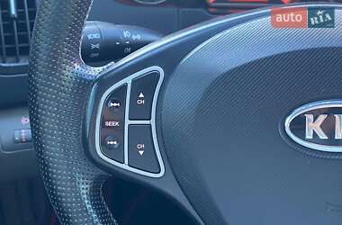 Хетчбек Kia Ceed 2007 в 
