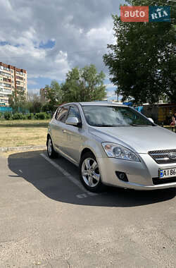 Хэтчбек Kia Ceed 2007 в Киеве
