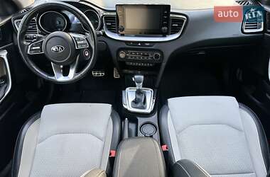 Хэтчбек Kia Ceed 2019 в 