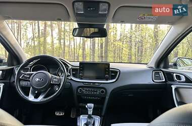 Хэтчбек Kia Ceed 2019 в 