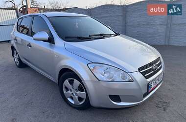 Хетчбек Kia Ceed 2008 в Козельщині
