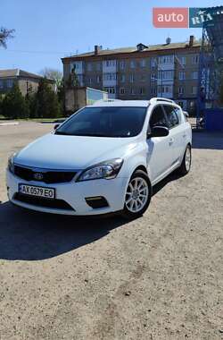 Универсал Kia Ceed 2010 в 