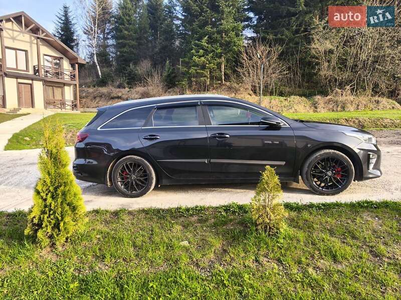 Универсал Kia Ceed 2019 в Киеве