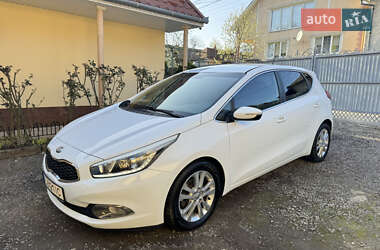 Хэтчбек Kia Ceed 2013 в Ужгороде