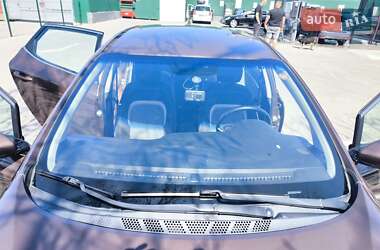 Хэтчбек Kia Ceed 2012 в 