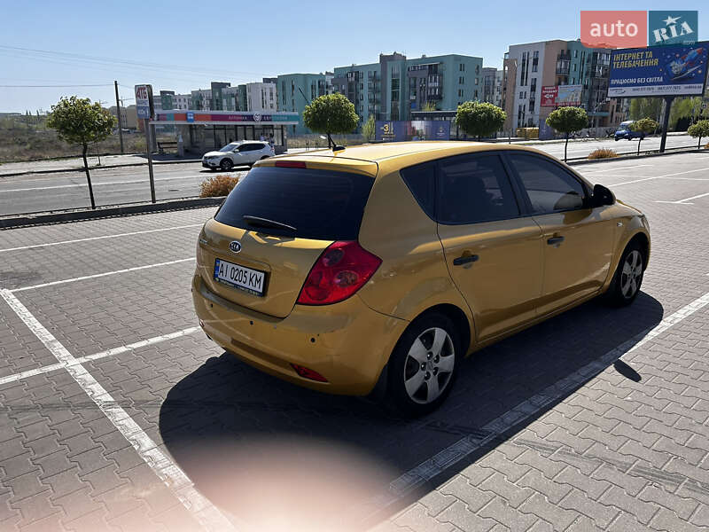 Хетчбек Kia Ceed 2007 в Києві