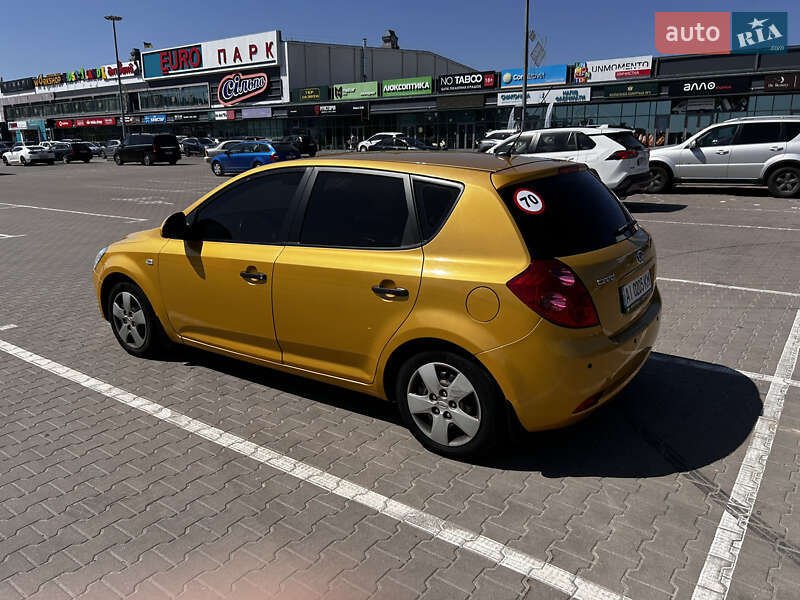 Хетчбек Kia Ceed 2007 в Києві