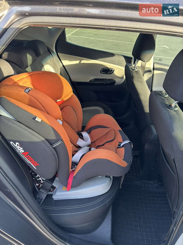 Хетчбек Kia Ceed 2015 в Ірпені фото 11 Хетчбек Kia Ceed 2015 в Ірпені