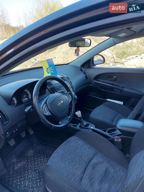 Универсал Kia Ceed 2008 в Житомире