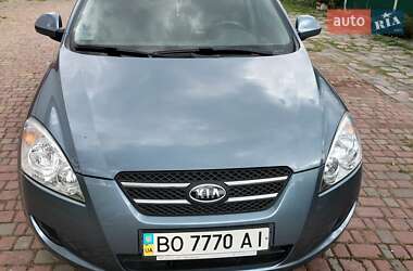 Хетчбек Kia Ceed 2007 в 