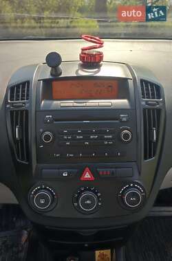 Универсал Kia Ceed 2008 в 