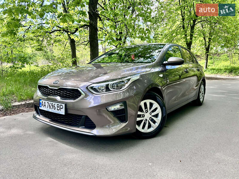 Хэтчбек Kia Ceed 2019 в Киеве