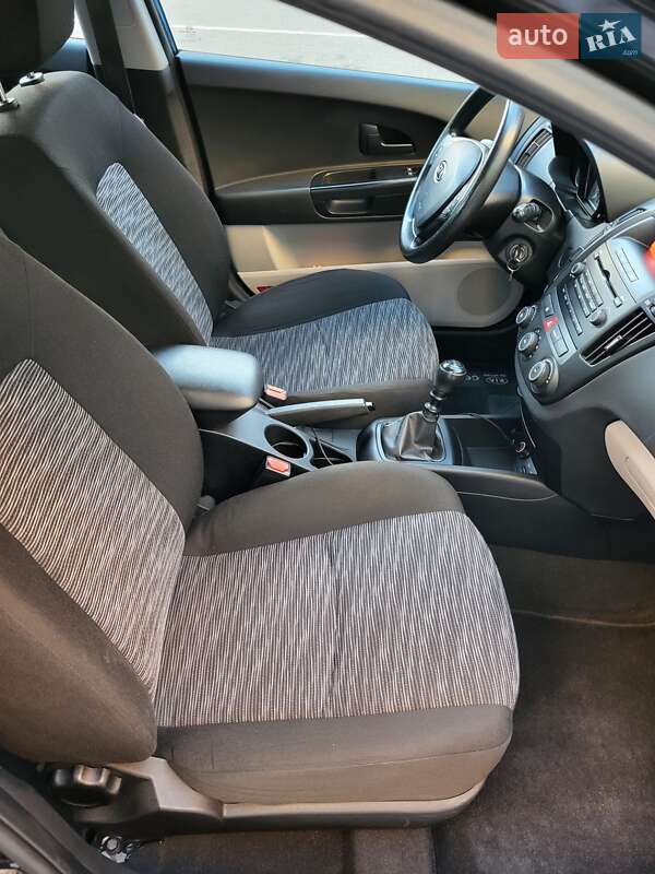 Универсал Kia Ceed 2009 в Одессе