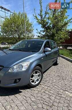 Хетчбек Kia Ceed 2007 в Хмельницькому