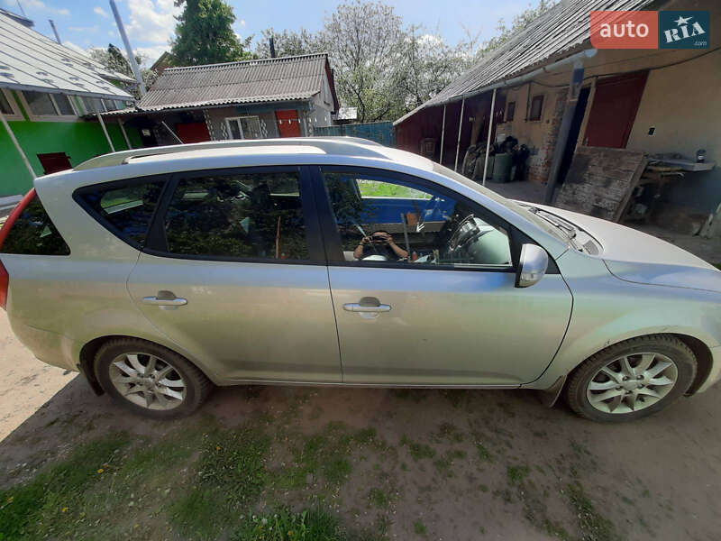 Універсал Kia Ceed 2010 в Бродах