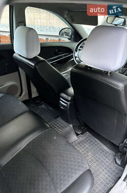 Хэтчбек Kia Ceed 2007 в 