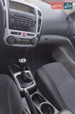 Хэтчбек Kia Ceed 2008 в Песковке