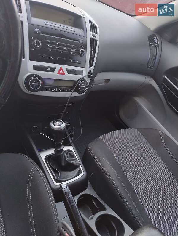 Хетчбек Kia Ceed 2008 в Пісківці