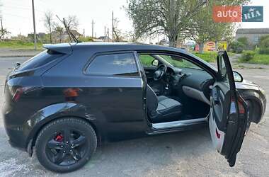 Хэтчбек Kia Ceed 2008 в 