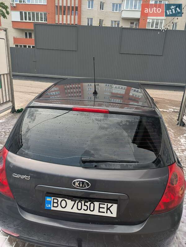 Хэтчбек Kia Ceed 2008 в Тернополе