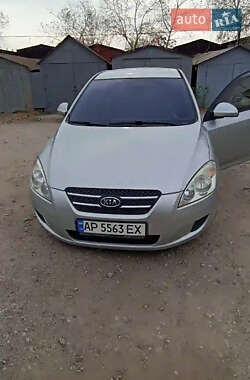 Хетчбек Kia Ceed 2009 в Запоріжжі