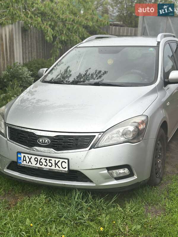 Kia Ceed 2011