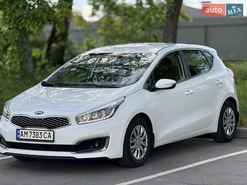 Хетчбек Kia Ceed 2017 в 