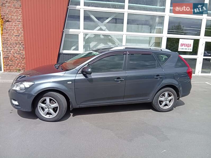 Универсал Kia Ceed 2011 в 
