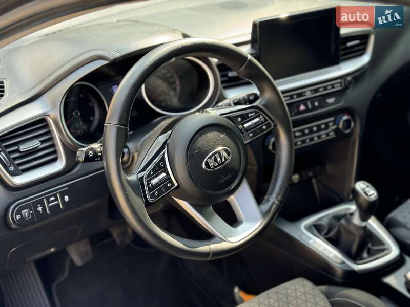 Універсал Kia Ceed 2019 в Одесі