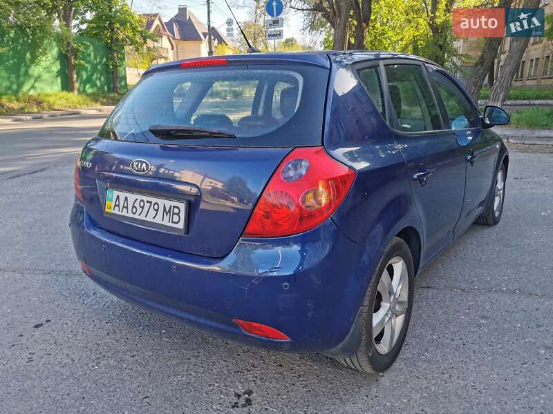Хетчбек Kia Ceed 2008 в Києві