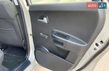 Хетчбек Kia Ceed 2010 в 