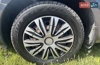 Хэтчбек Kia Ceed 2008 в 
