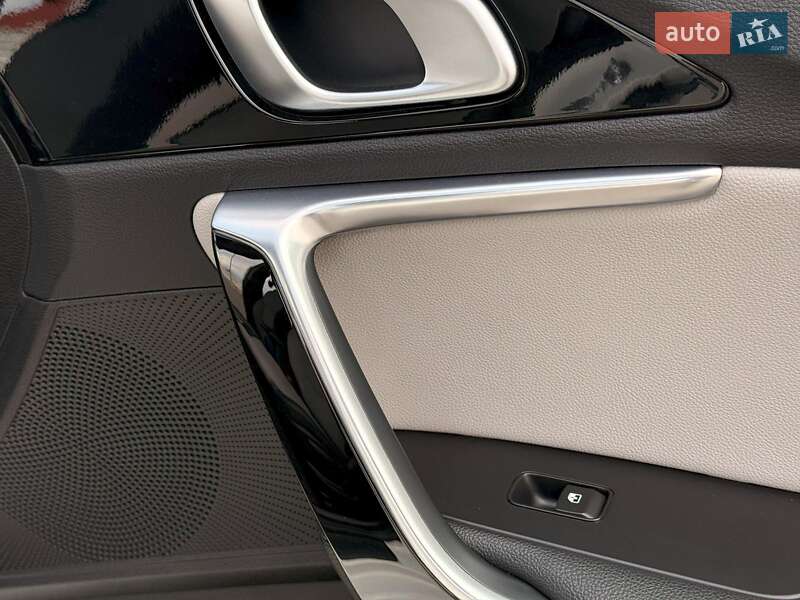 Хэтчбек Kia Ceed 2019 в Львове