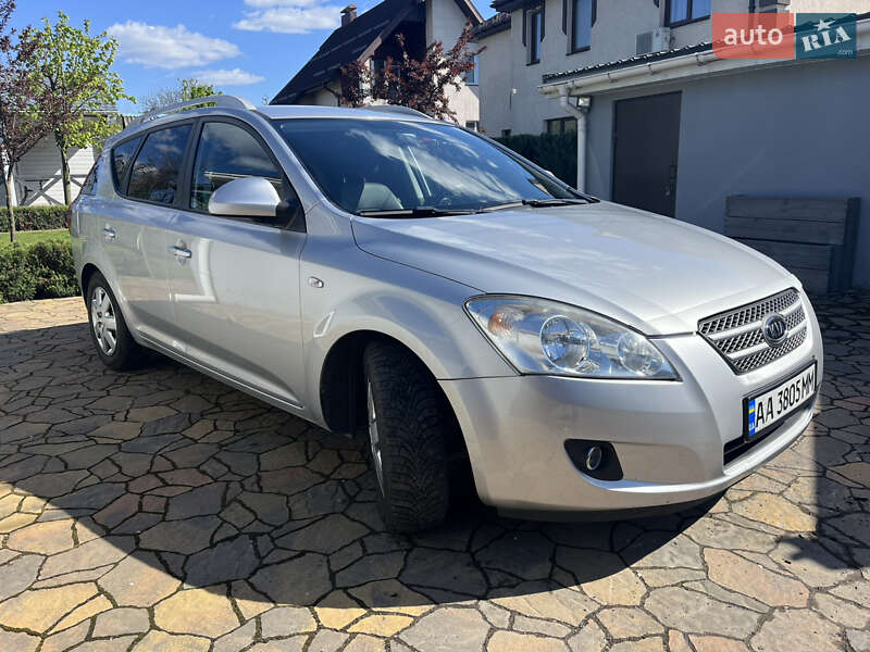 Универсал Kia Ceed 2008 в Киеве