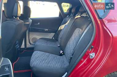 Хэтчбек Kia Ceed 2007 в 