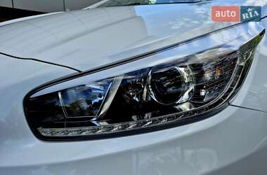 Хэтчбек Kia Ceed 2016 в 