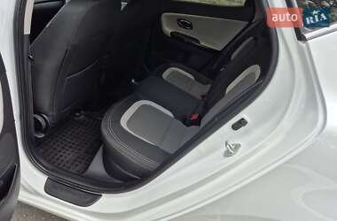 Хэтчбек Kia Ceed 2016 в 
