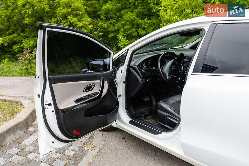 Хэтчбек Kia Ceed 2016 в Днепре фото 11 Хэтчбек Kia Ceed 2016 в Днепре